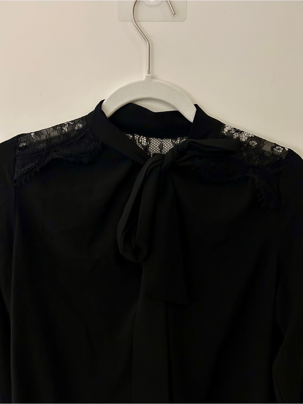 Tie-Neck Lace Shoulder Blouse - Gray - Picture 4 of 4